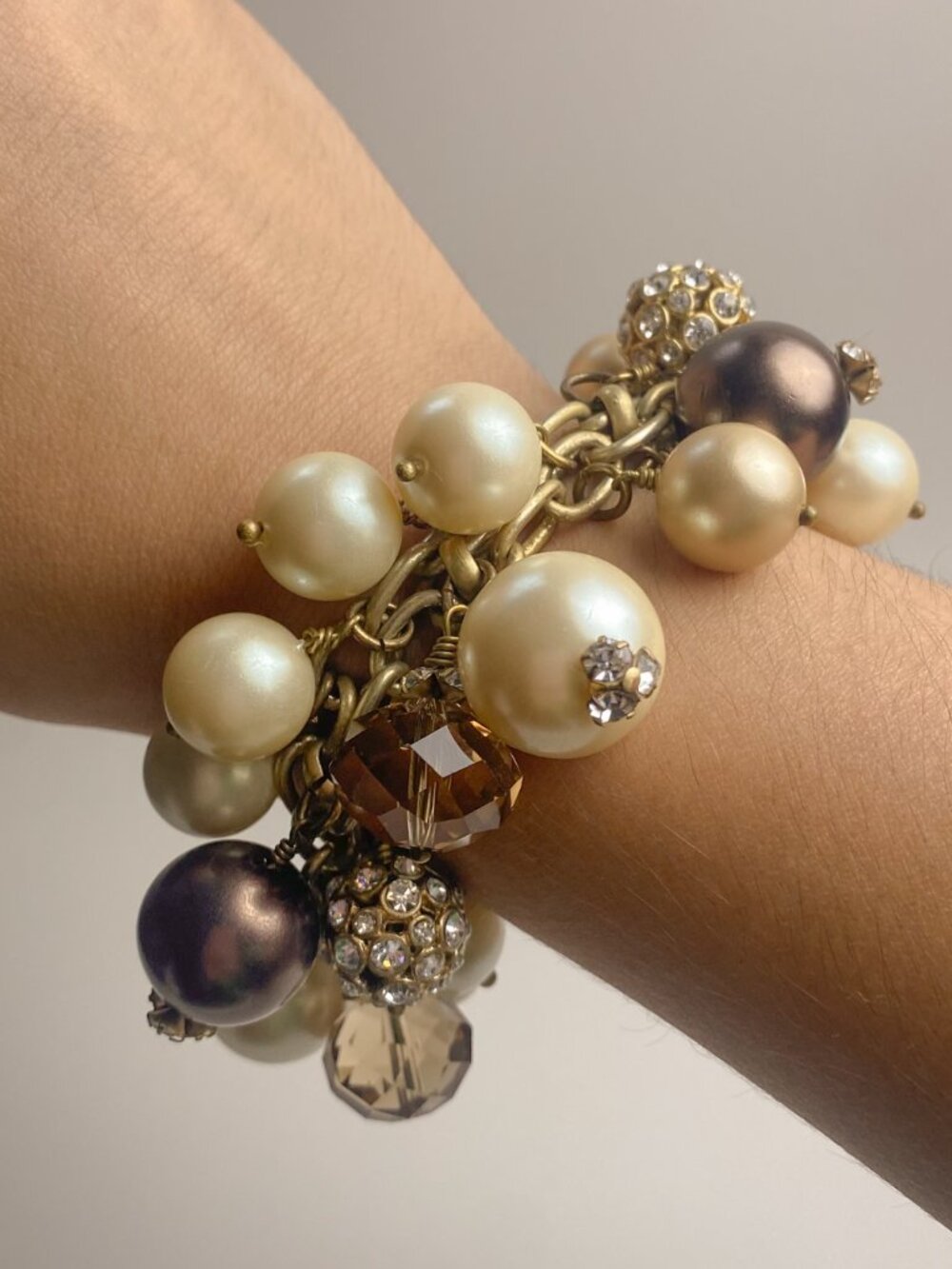 Stella and Dot Audrey Neutral Cluster Pearl Crystal Beaded Gold Chain Bracelet